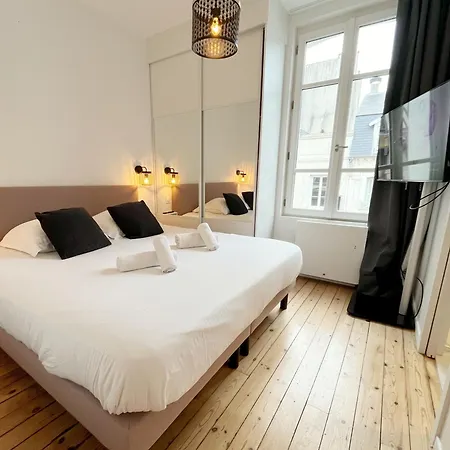 Le 2 Centre * ドーヴィル